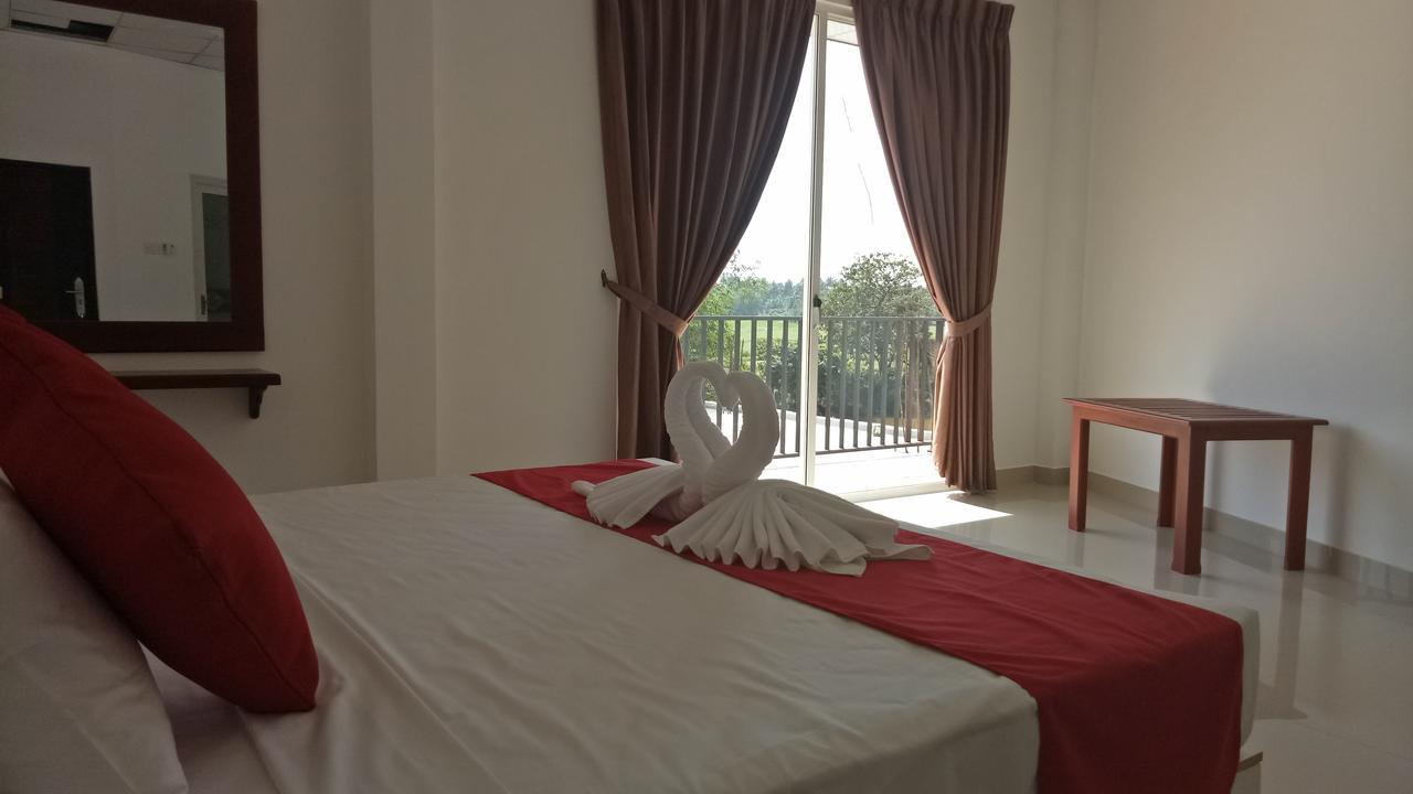 Kotugoda Grand Riverine Bed & Breakfast エクステリア 写真
