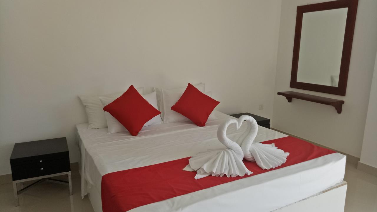 Kotugoda Grand Riverine Bed & Breakfast エクステリア 写真