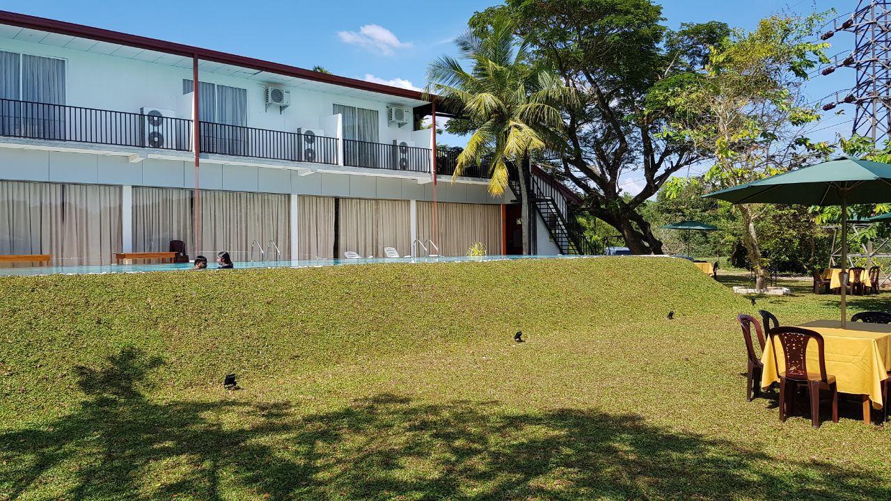 Kotugoda Grand Riverine Bed & Breakfast エクステリア 写真
